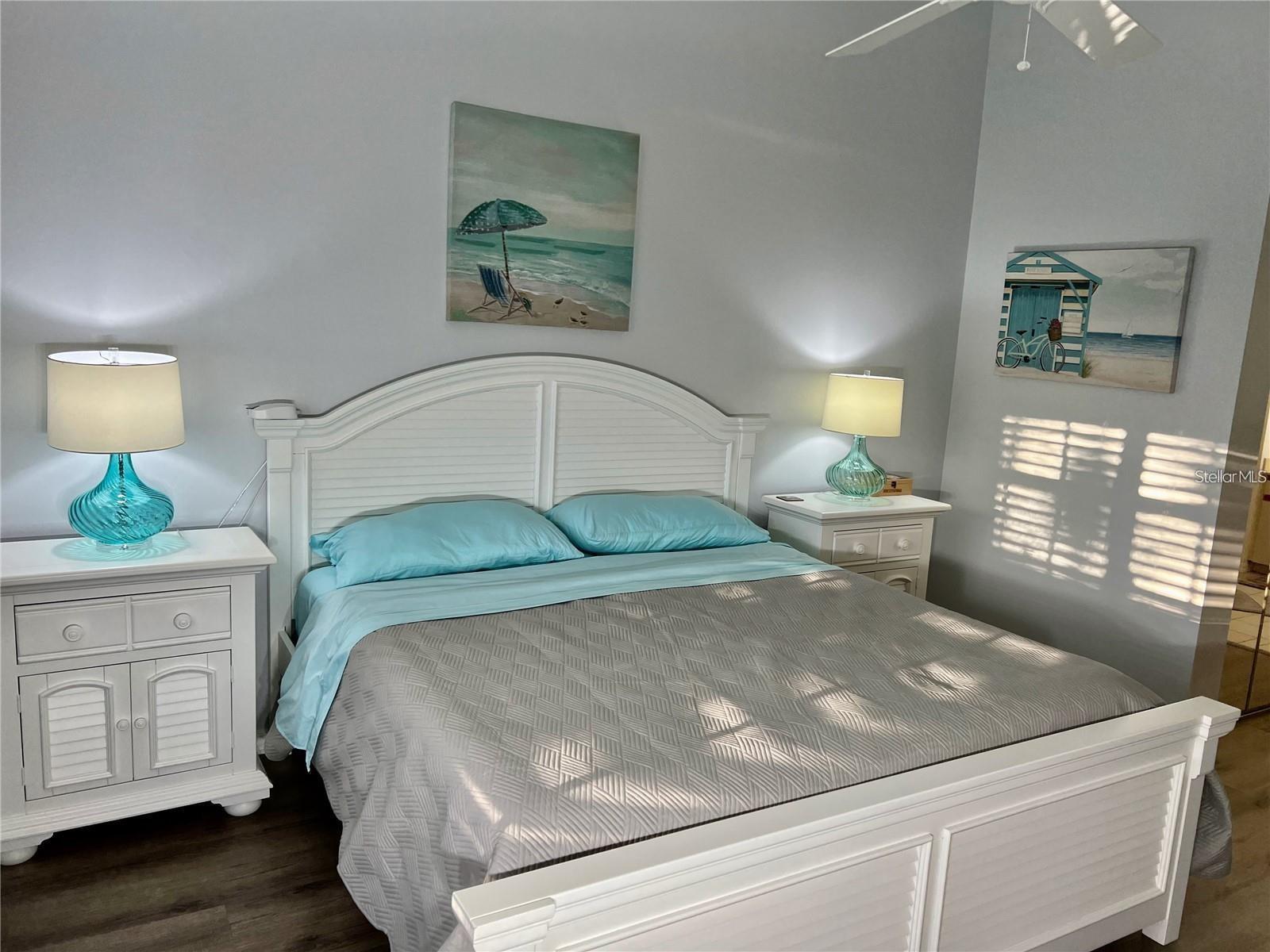 7186 LAKESIDE DR, SARASOTA, FL, 34243