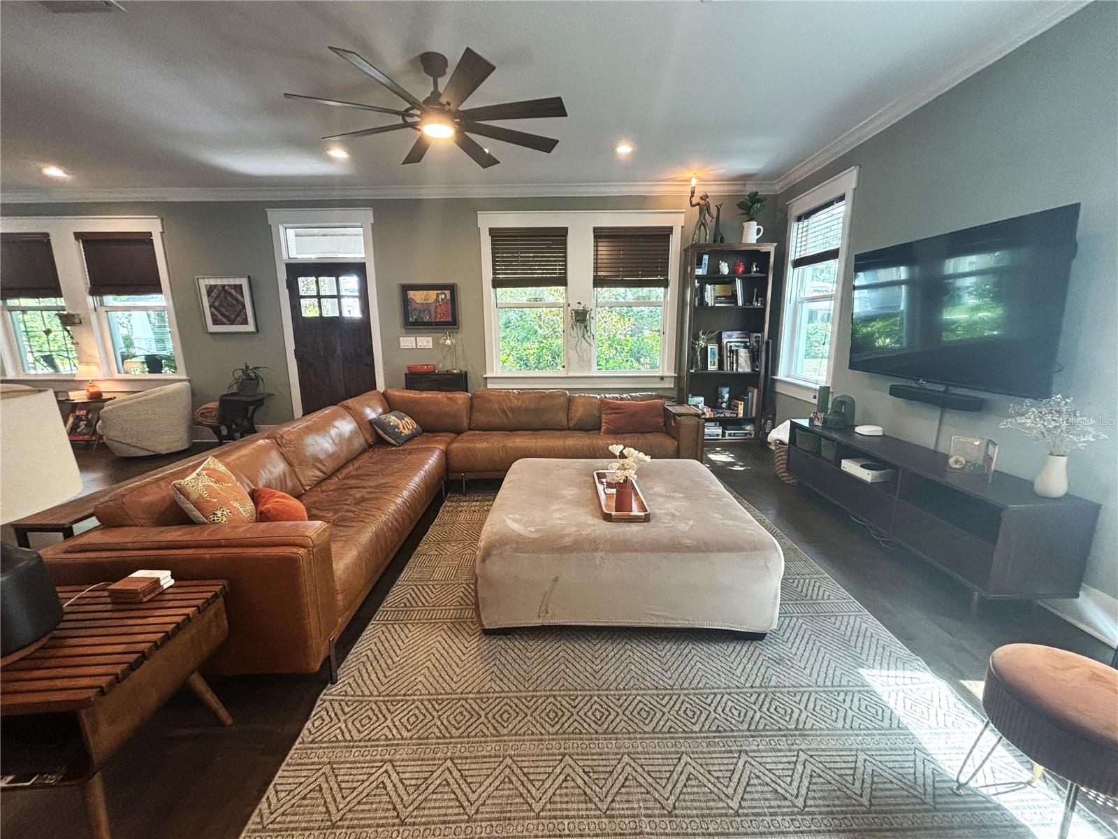 211 E ADALEE ST, TAMPA, FL, 33603