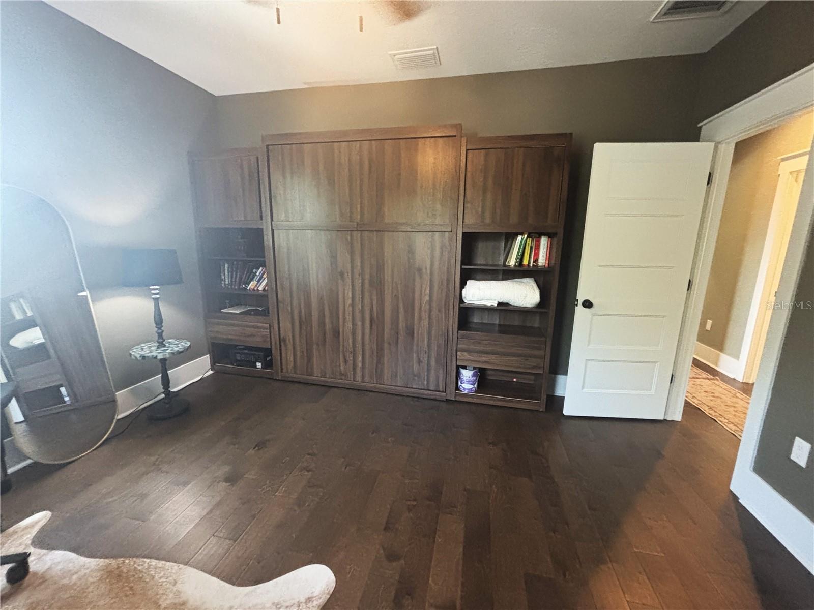 211 E ADALEE ST, TAMPA, FL, 33603