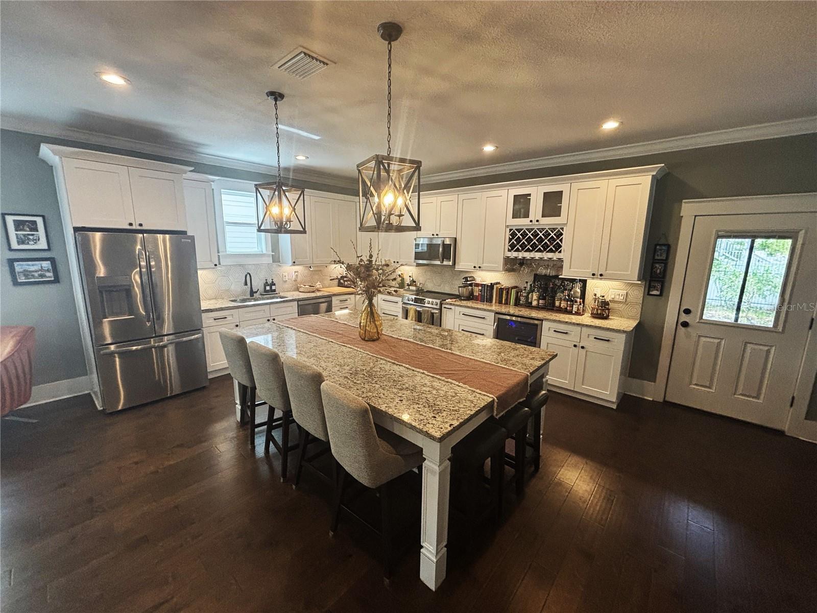 211 E ADALEE ST, TAMPA, FL, 33603