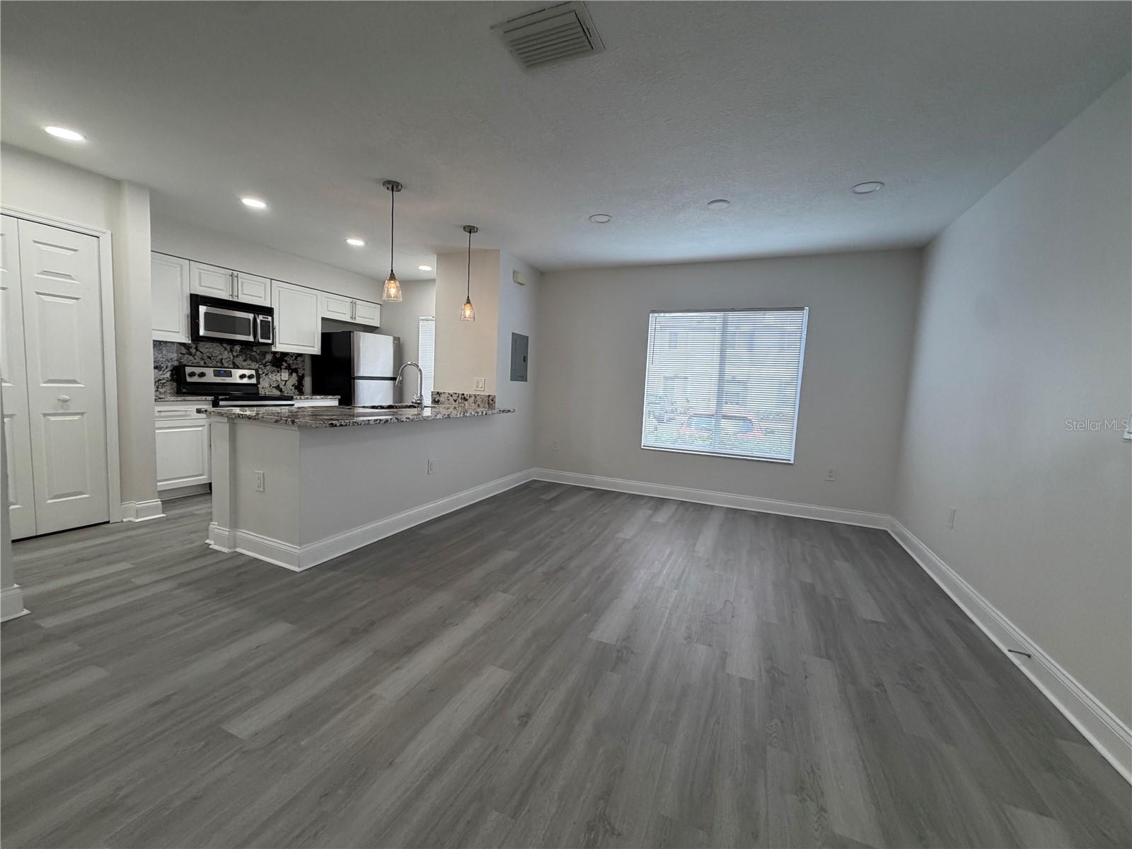 4105 WATERSIDE ISLAND CT, TAMPA, FL, 33617