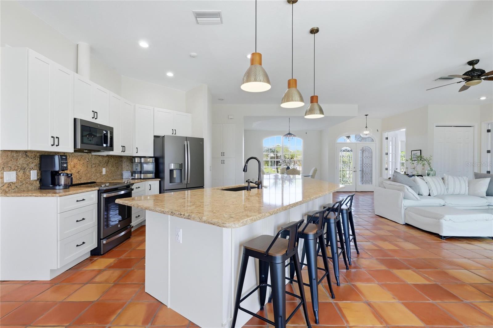 4658 ARLINGTON DR, PLACIDA, FL, 33946