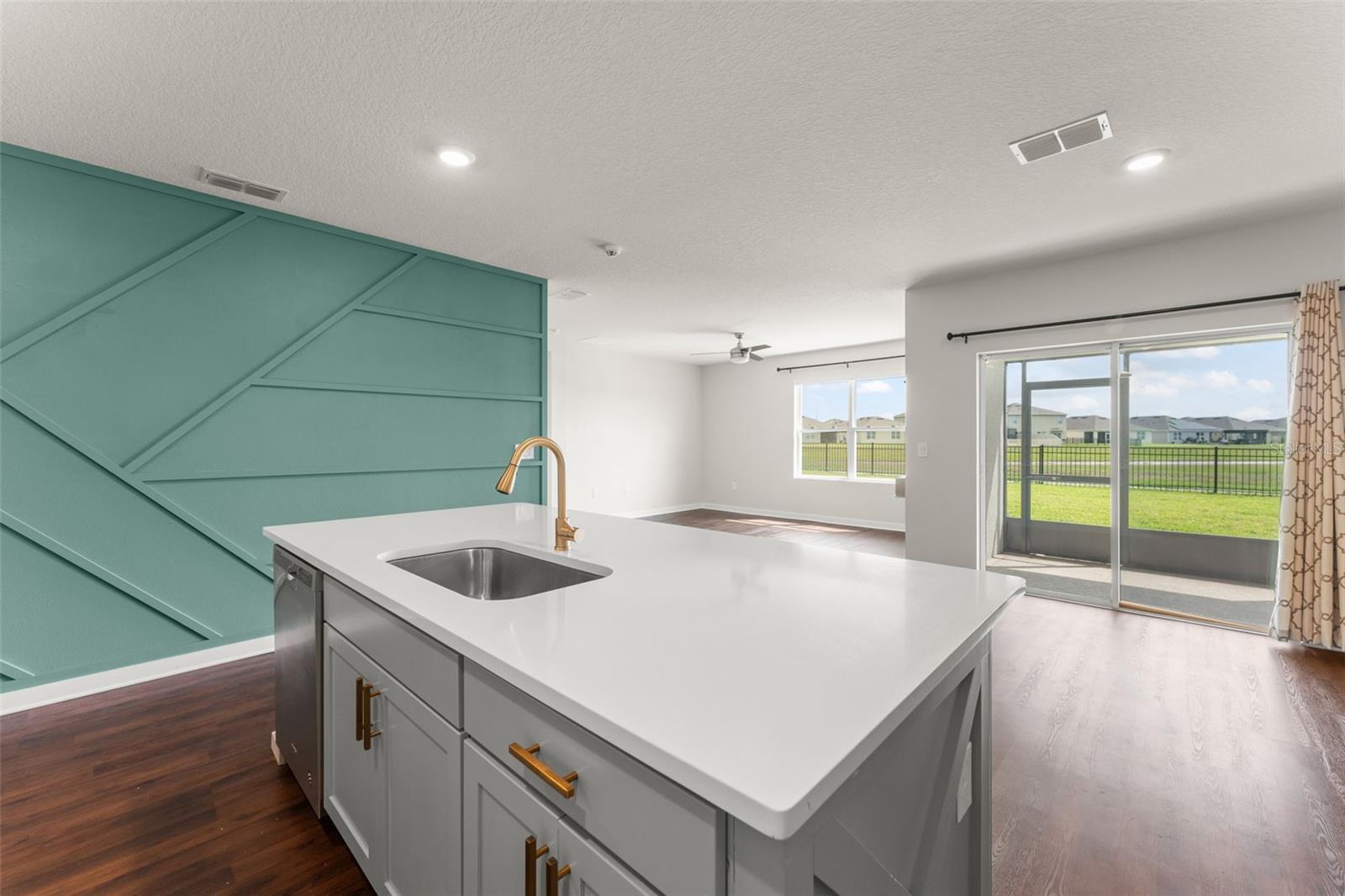 273 TALISI LOOP, ST CLOUD, FL, 34771