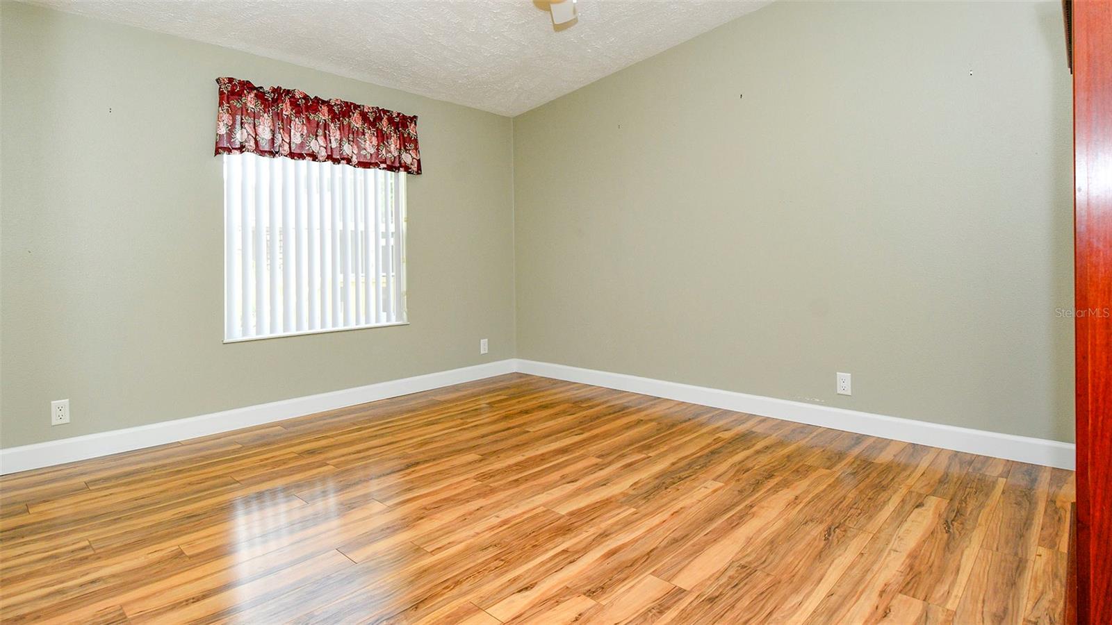 37848 MAYWOOD BAY DR, LEESBURG, FL, 34788