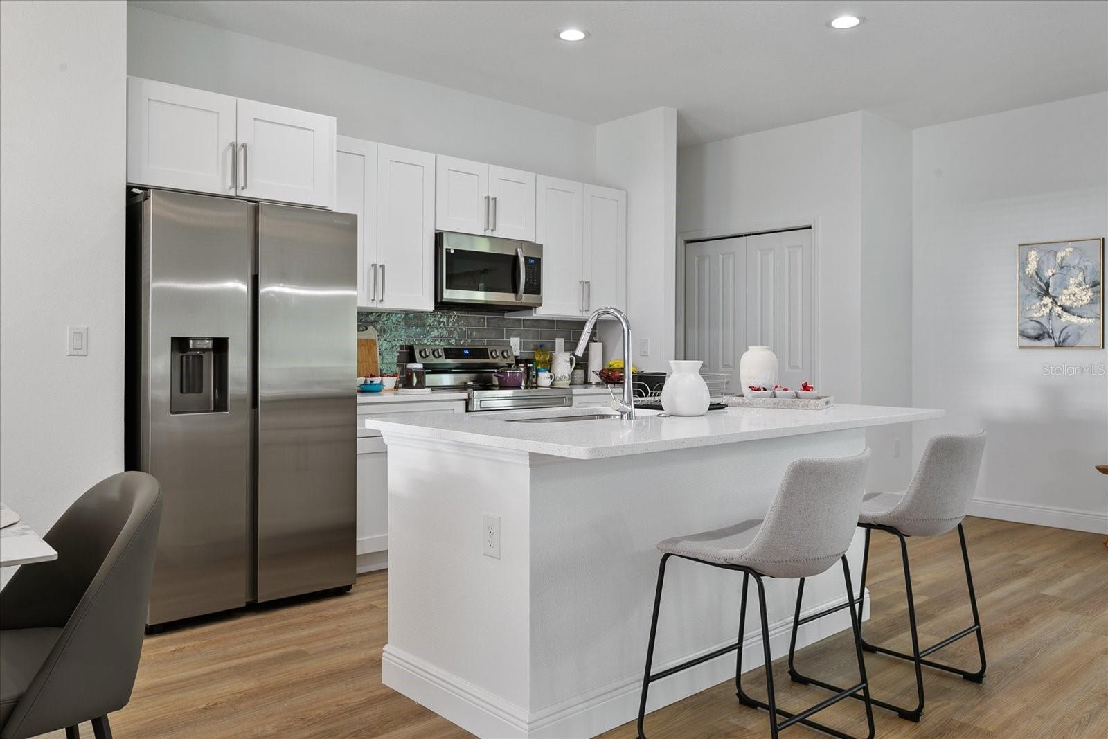 18400 TULANE AVE, PORT CHARLOTTE, FL, 33954