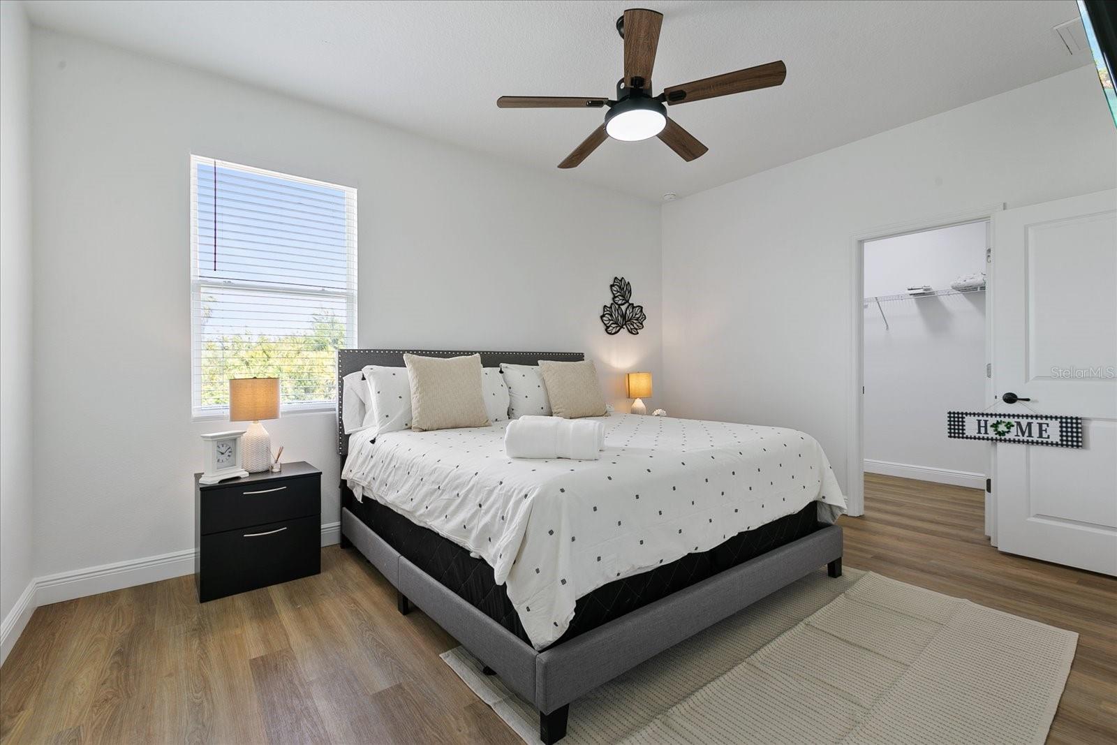 18400 TULANE AVE, PORT CHARLOTTE, FL, 33954