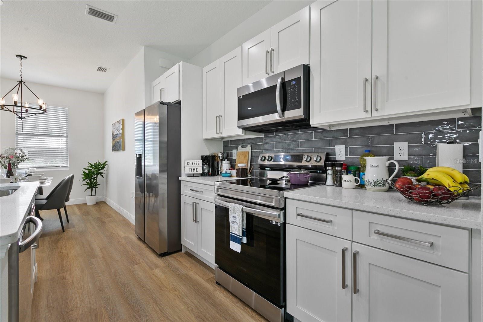 18400 TULANE AVE, PORT CHARLOTTE, FL, 33954