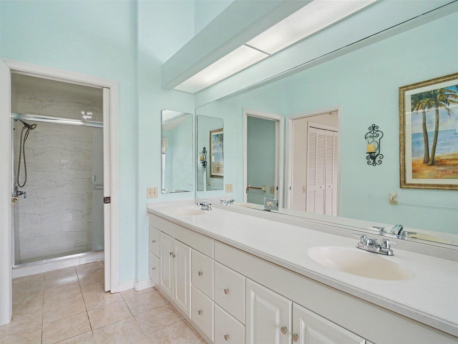 6643 OAKBROOKE CIR, BRADENTON, FL, 34202