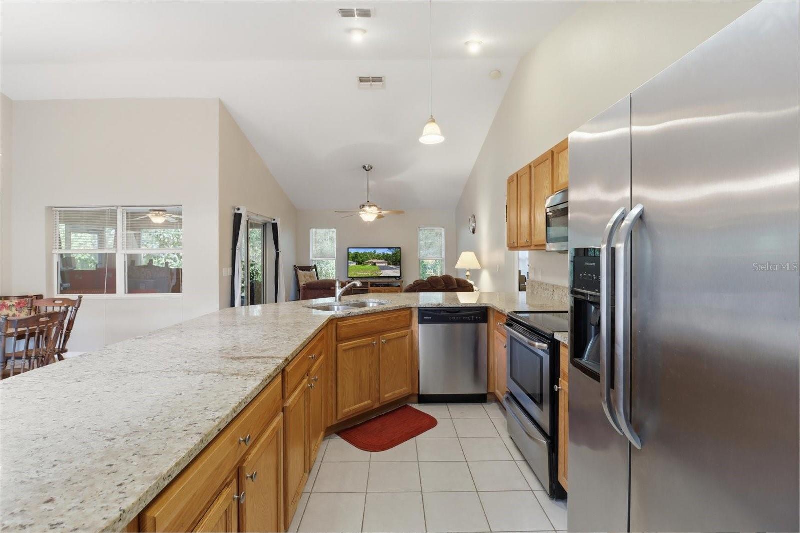 9735 W DUNNELLON RD, CRYSTAL RIVER, FL, 34428