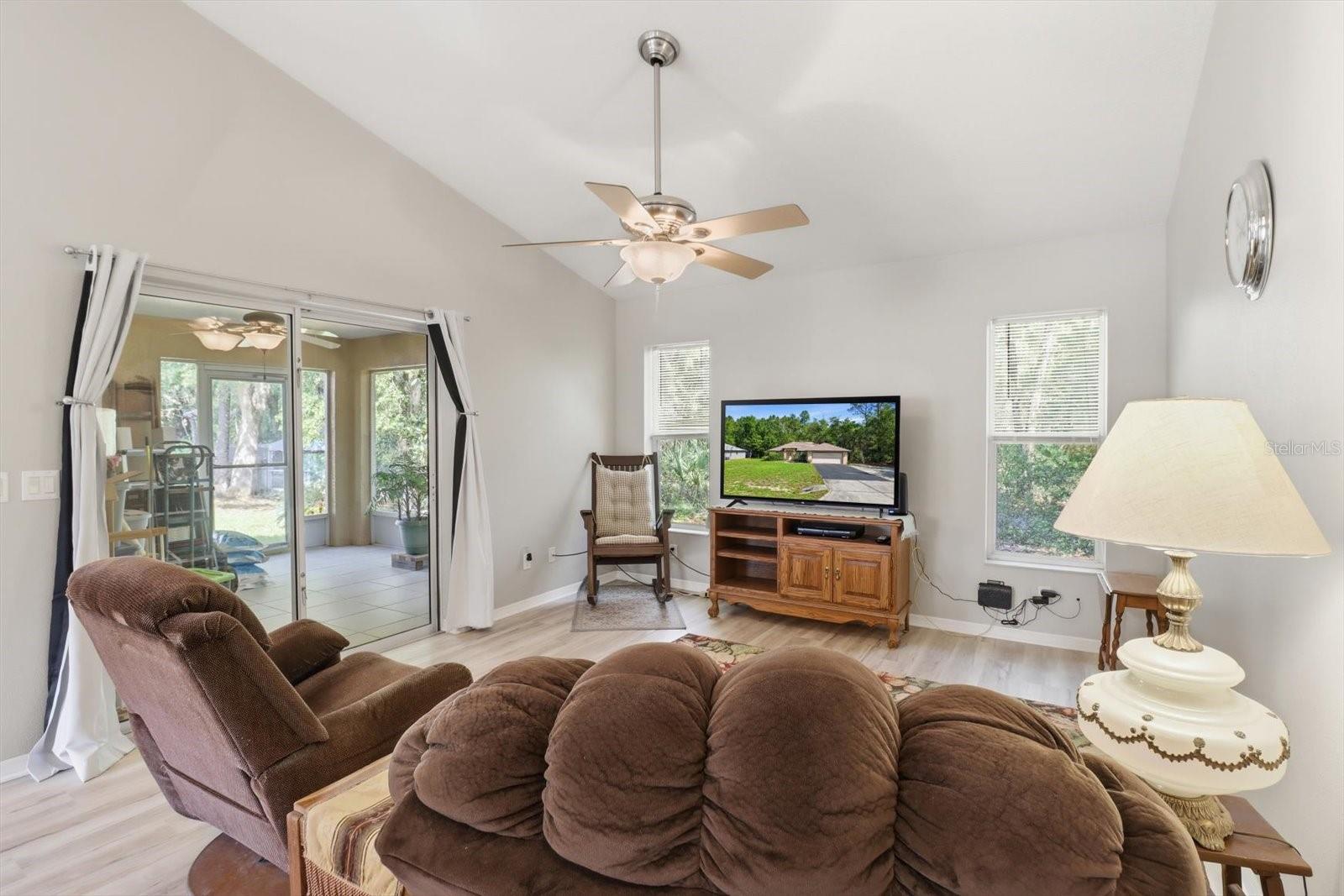 9735 W DUNNELLON RD, CRYSTAL RIVER, FL, 34428