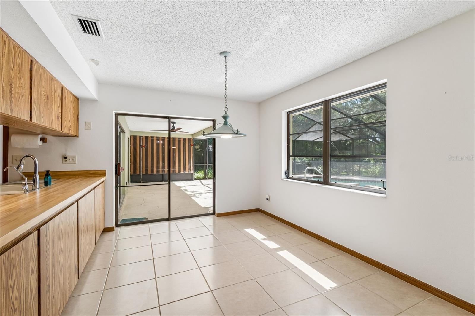 515 SANDY HOOK RD, PALM HARBOR, FL, 34683