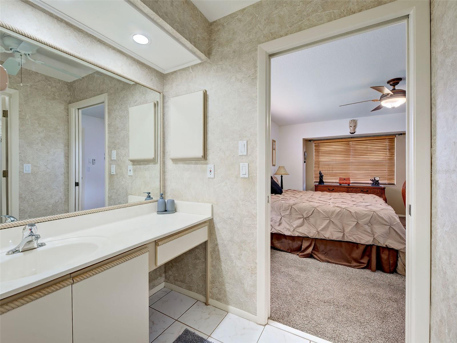 1211 CAPRI ISLES BLVD #61, VENICE, FL, 34292