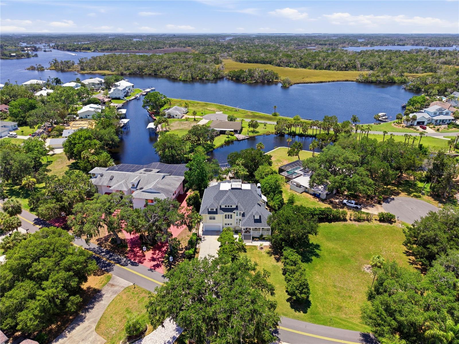 11905 W RIVERHAVEN DR, HOMOSASSA, FL, 34448