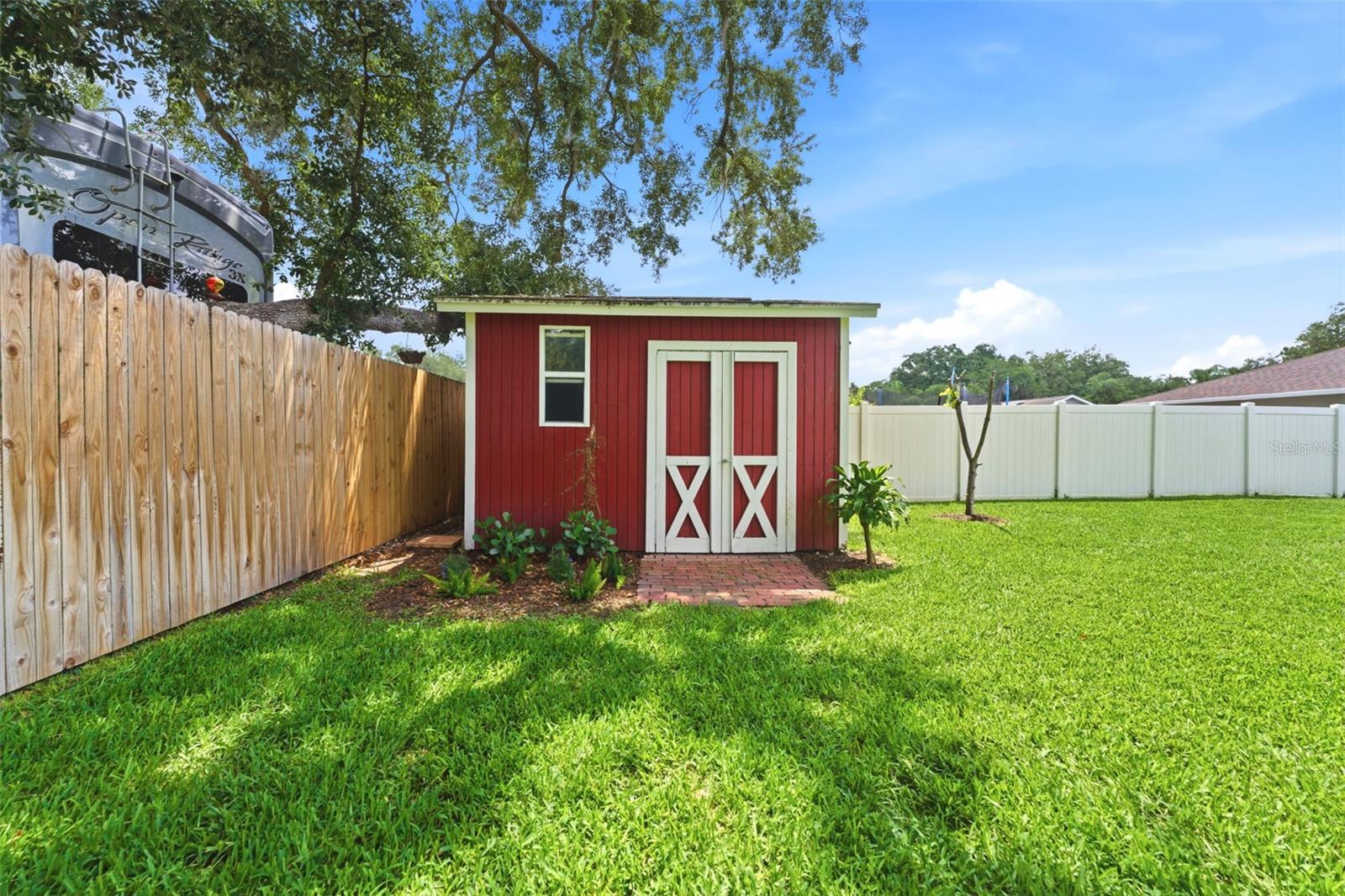 2511 VINY CT, TAMPA, FL, 33618