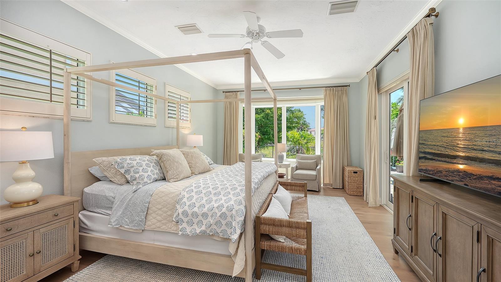 3563 FAIR OAKS LN, LONGBOAT KEY, FL, 34228