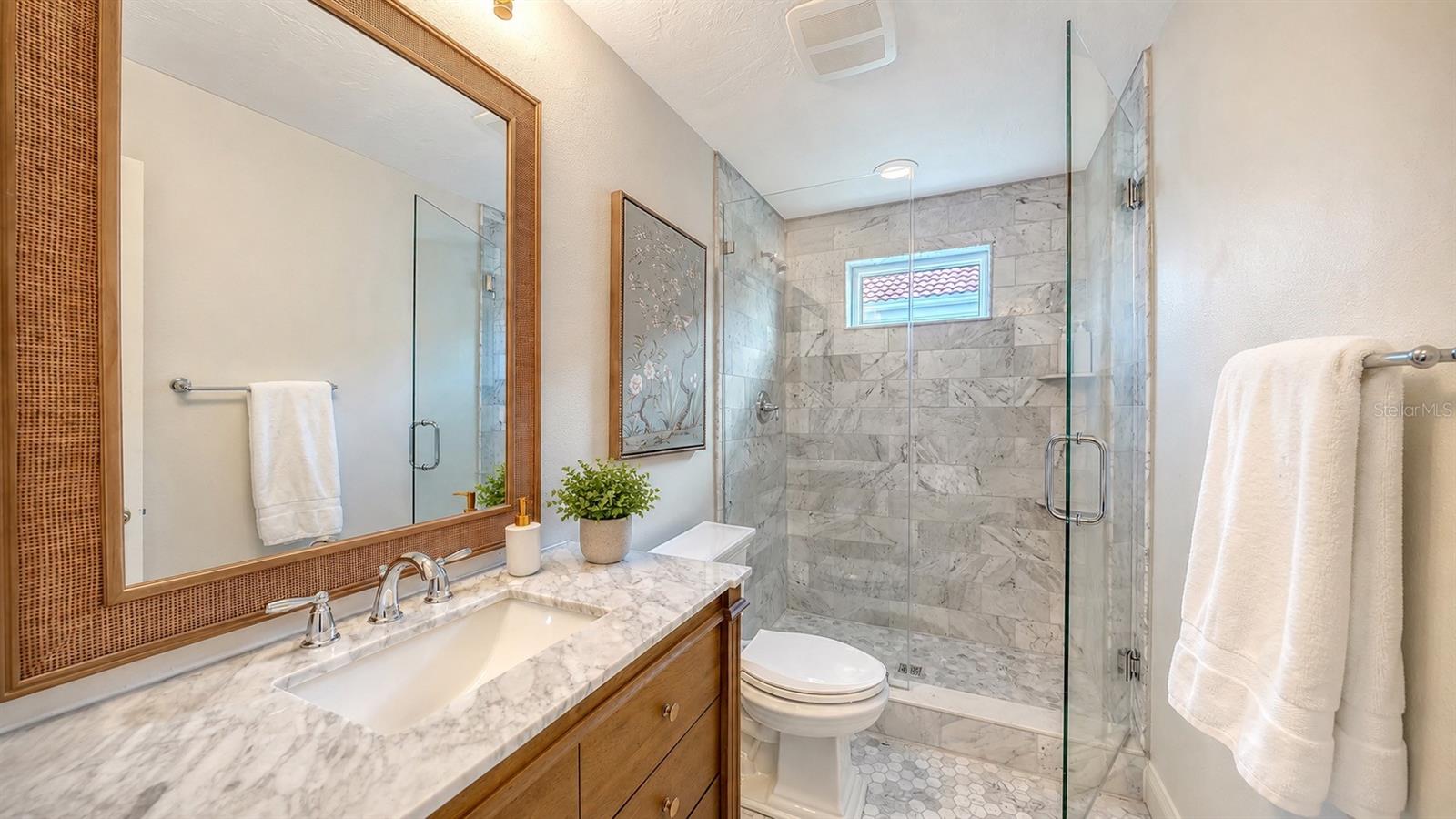 3563 FAIR OAKS LN, LONGBOAT KEY, FL, 34228