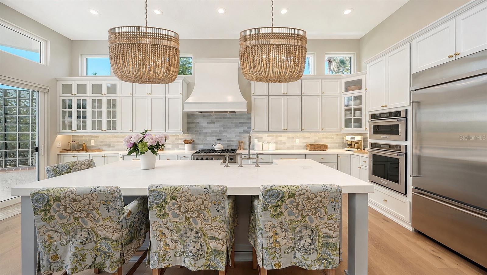 3563 FAIR OAKS LN, LONGBOAT KEY, FL, 34228