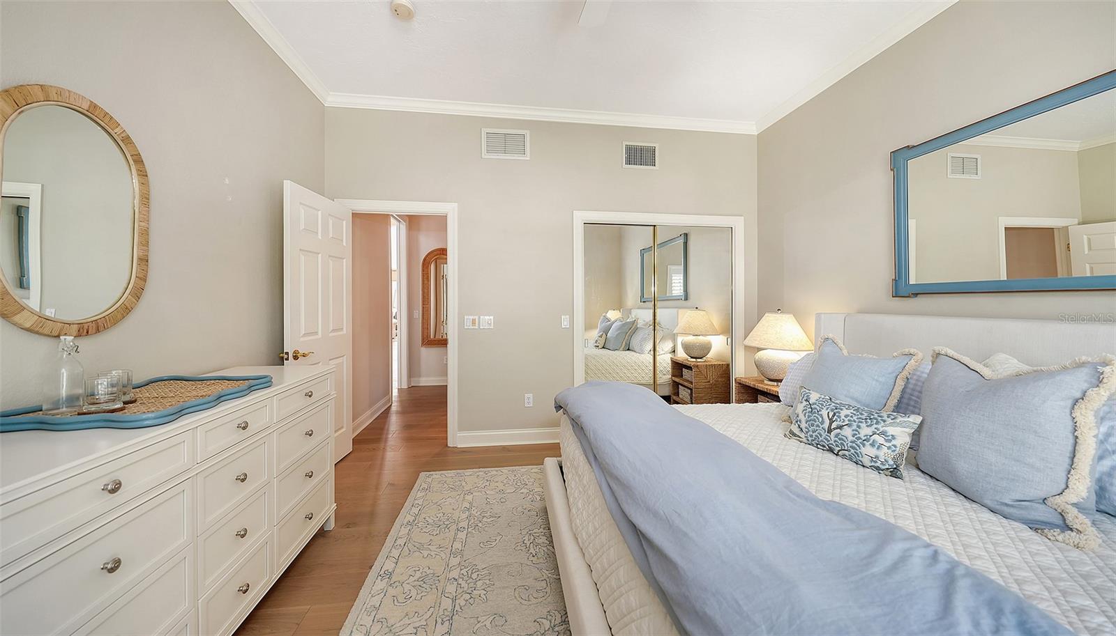 3563 FAIR OAKS LN, LONGBOAT KEY, FL, 34228