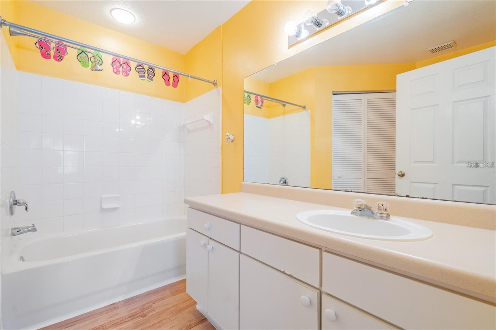 9156 LAKE CHASE ISLAND WAY #9156, TAMPA, FL, 33626
