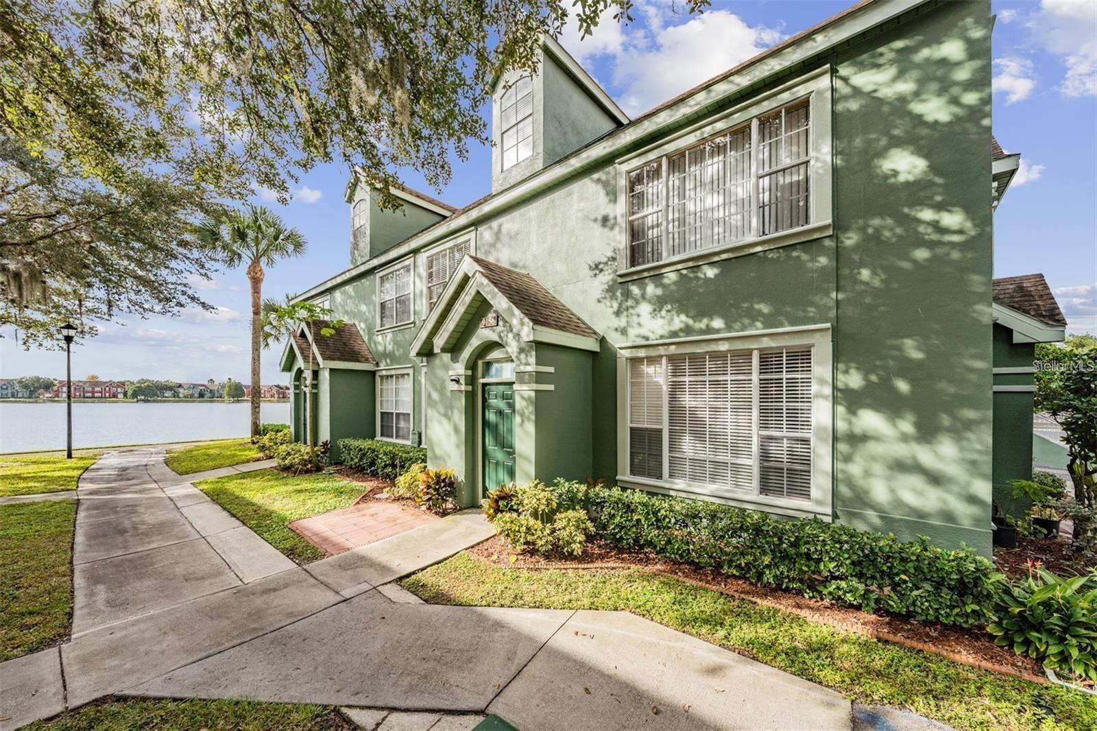 9156 LAKE CHASE ISLAND WAY #9156, TAMPA, FL, 33626