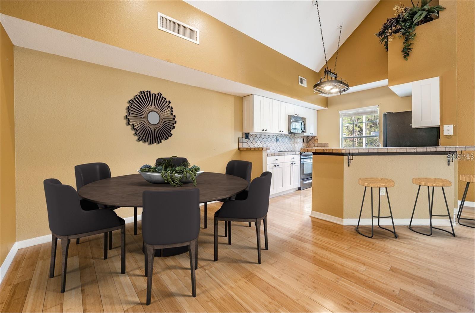 9156 LAKE CHASE ISLAND WAY #9156, TAMPA, FL, 33626