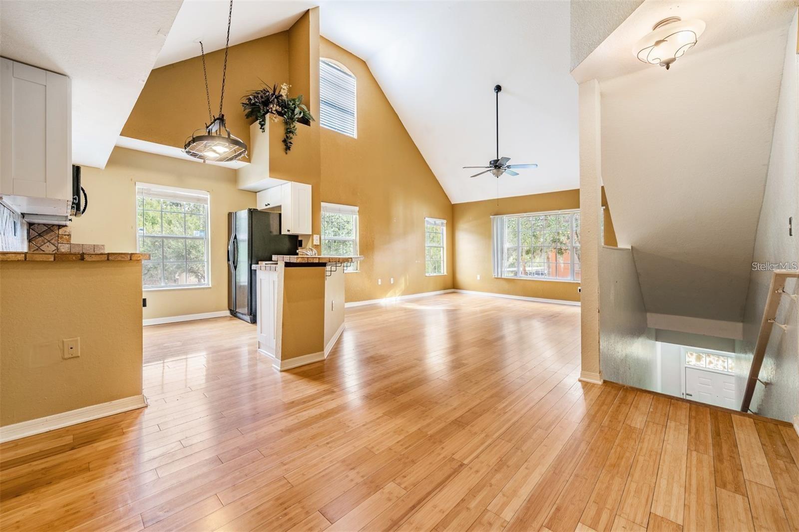 9156 LAKE CHASE ISLAND WAY #9156, TAMPA, FL, 33626