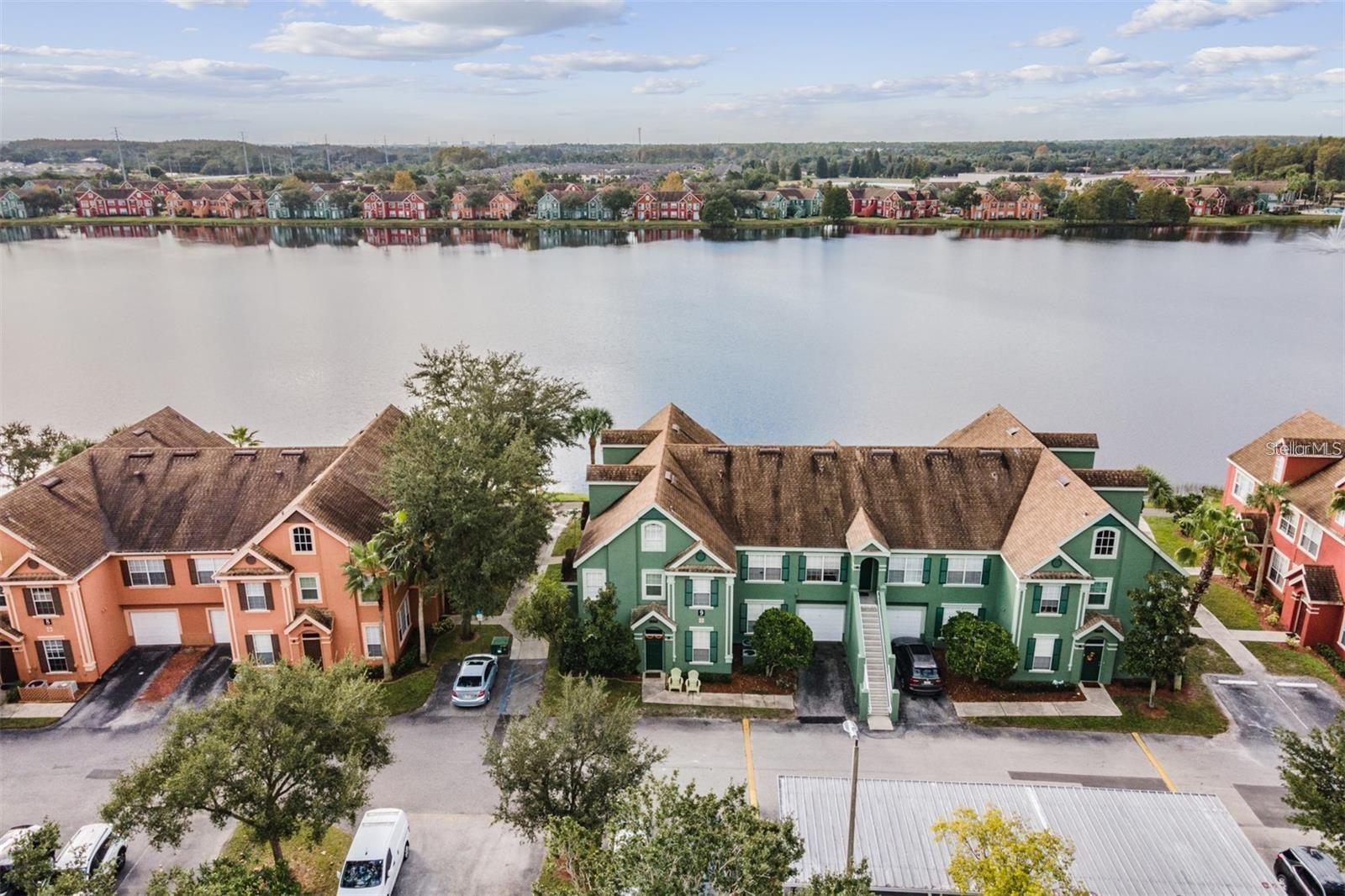 9156 LAKE CHASE ISLAND WAY #9156, TAMPA, FL, 33626