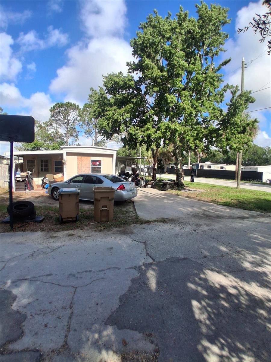 36449 WEST DR, FRUITLAND PARK, FL, 34731