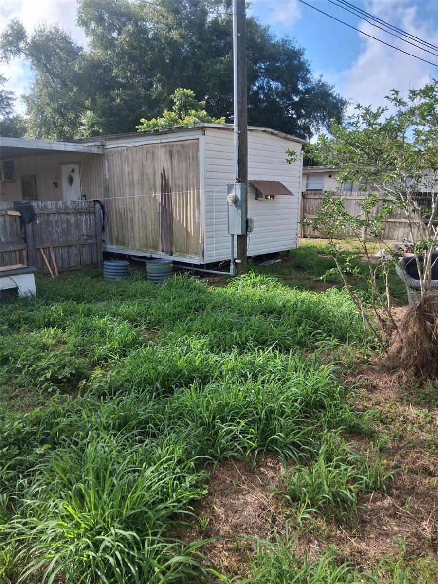 36449 WEST DR, FRUITLAND PARK, FL, 34731