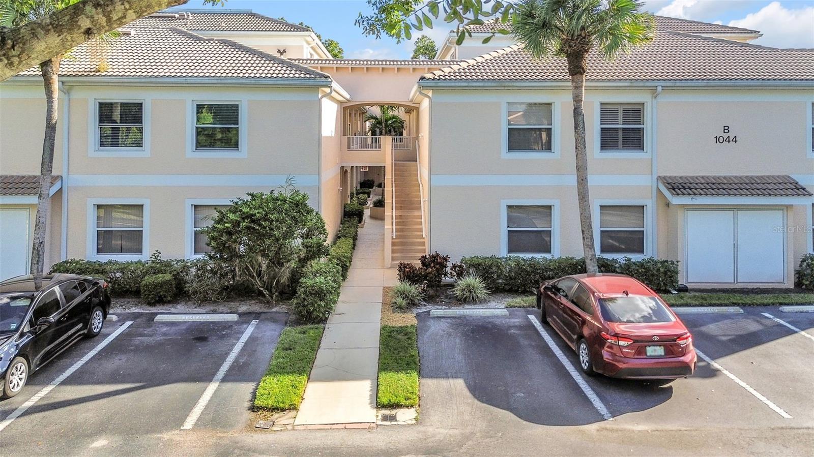 1044 WOODSHIRE LN #B211, NAPLES, FL, 34105