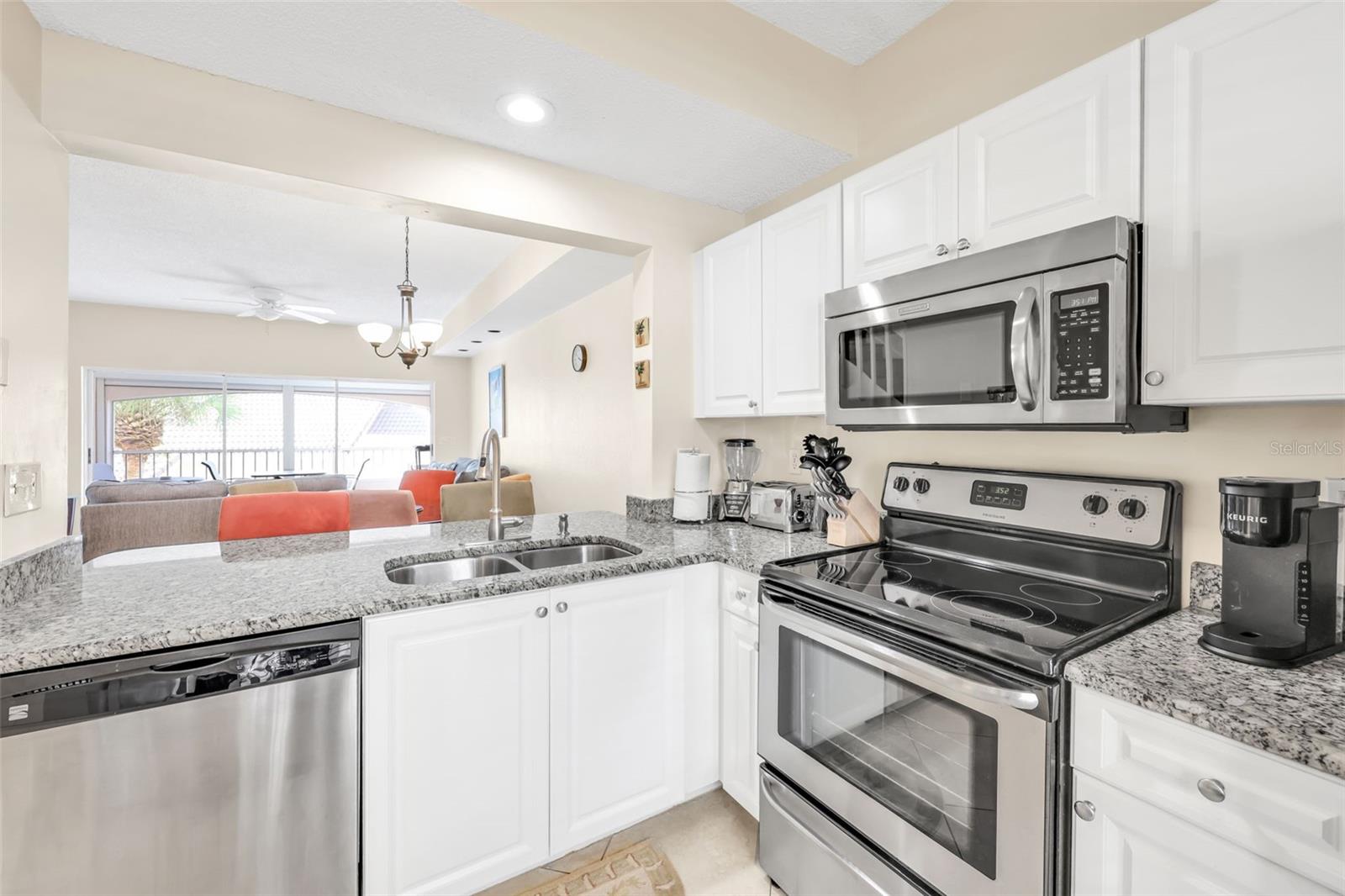 1044 WOODSHIRE LN #B211, NAPLES, FL, 34105