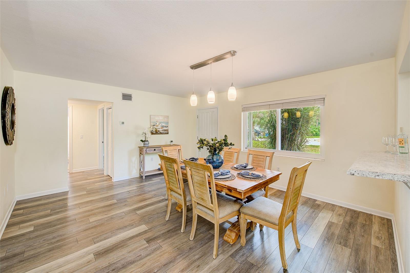 14079 VICTORIA RD, LARGO, FL, 33774