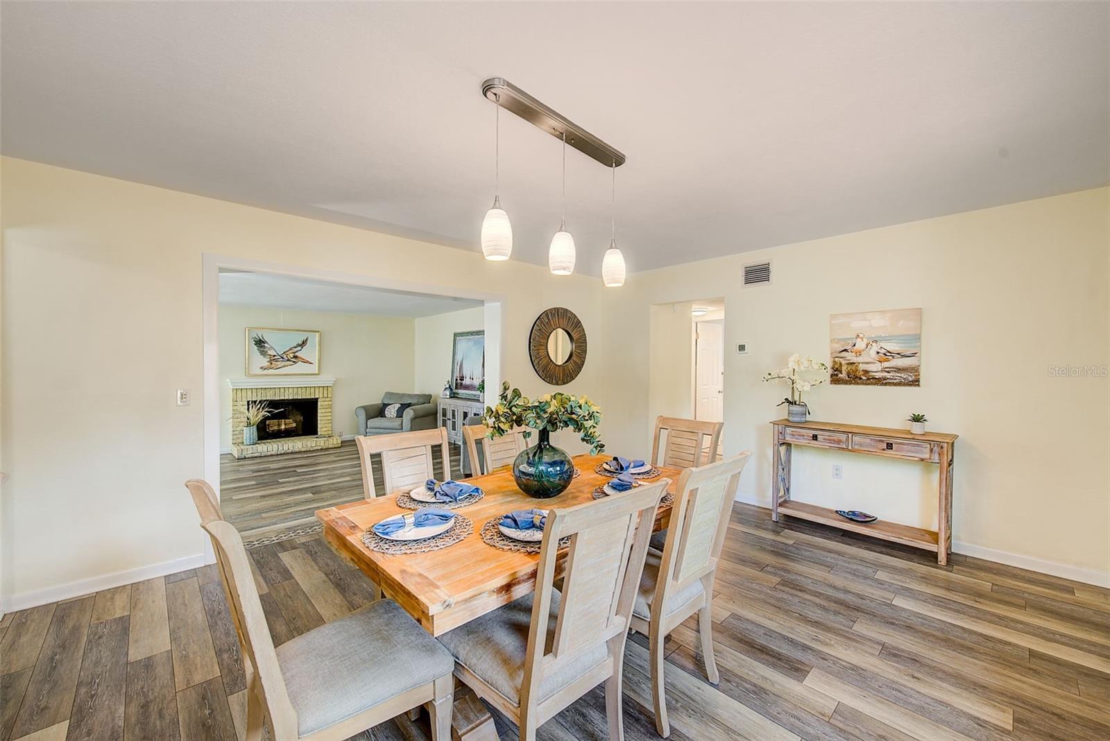 14079 VICTORIA RD, LARGO, FL, 33774