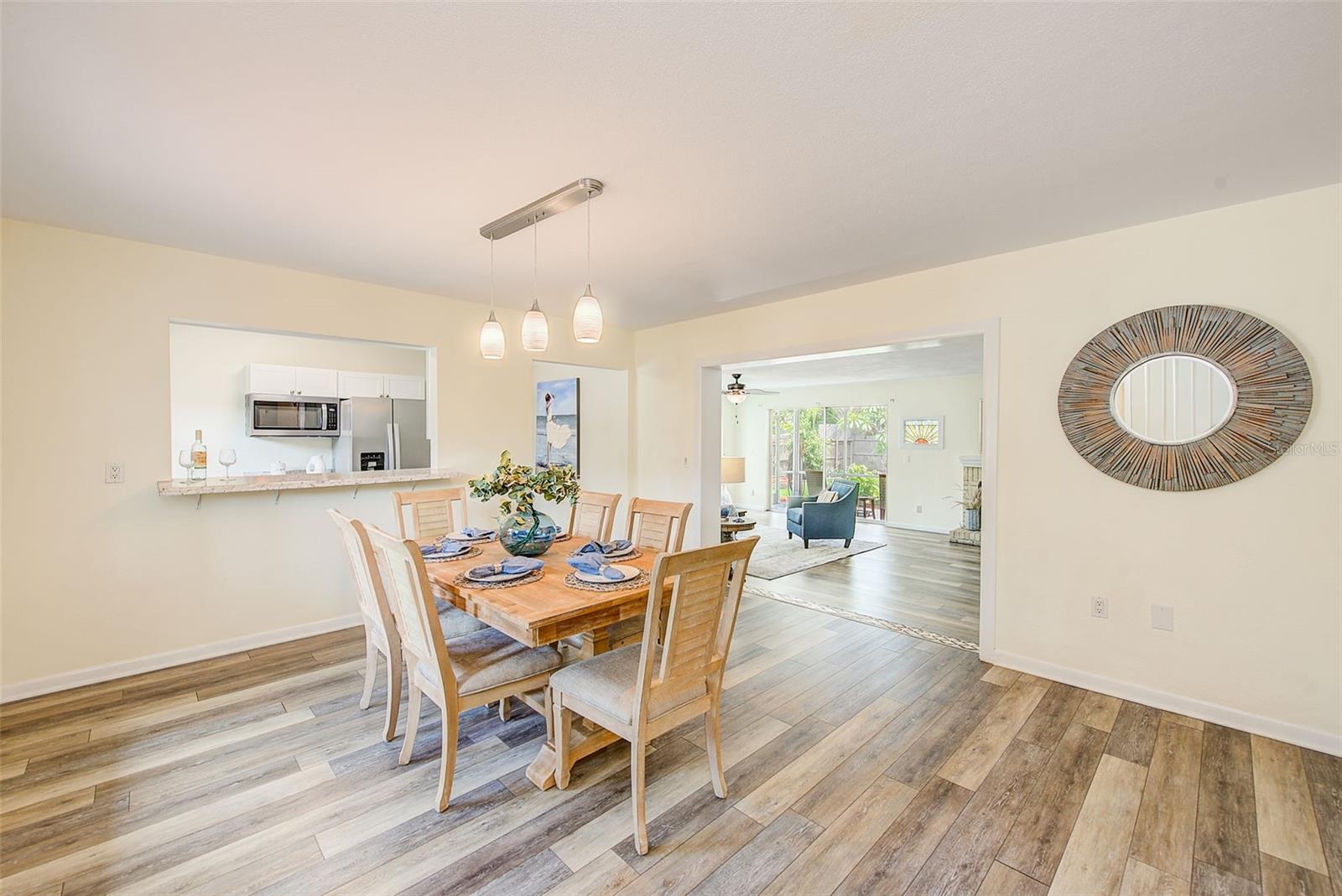 14079 VICTORIA RD, LARGO, FL, 33774