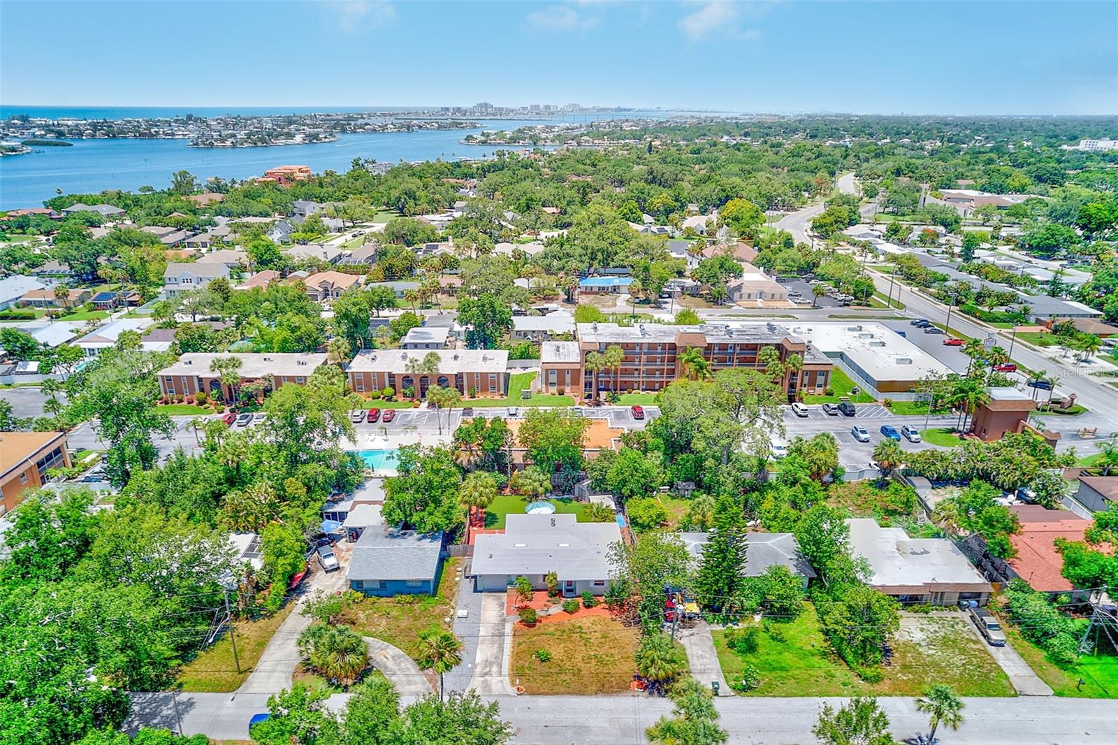 14079 VICTORIA RD, LARGO, FL, 33774