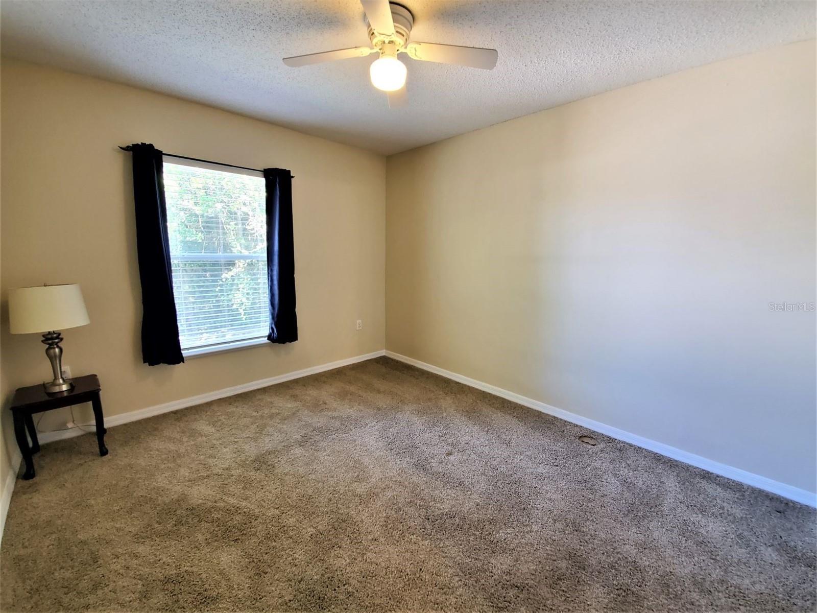 9870 ASHBURN LAKE DR, TAMPA, FL, 33610