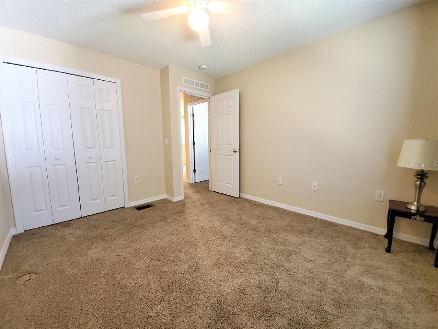 9870 ASHBURN LAKE DR, TAMPA, FL, 33610
