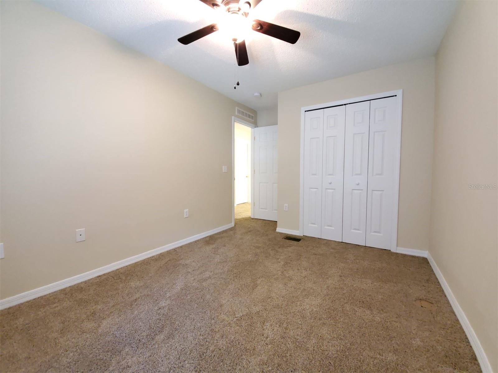 9870 ASHBURN LAKE DR, TAMPA, FL, 33610