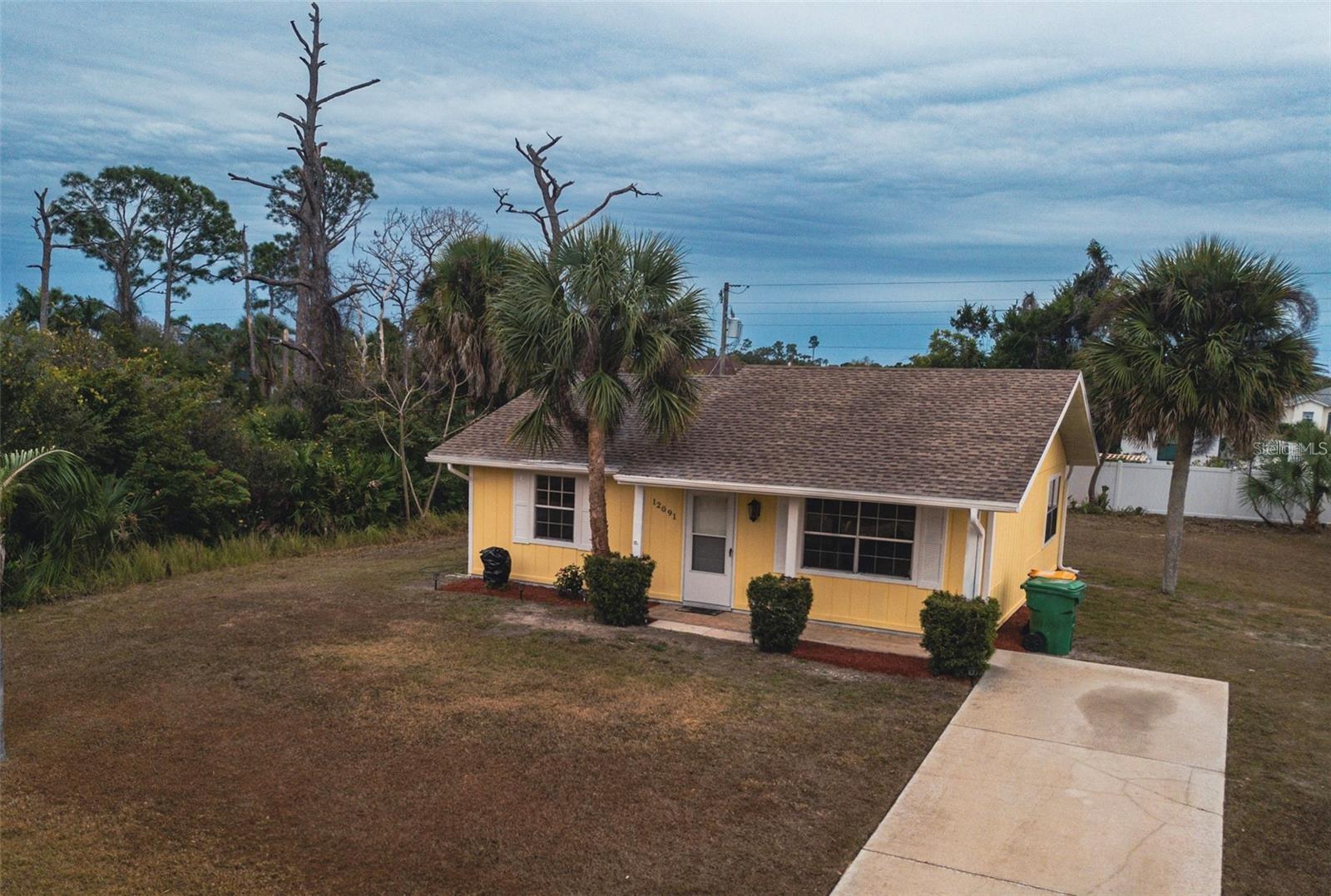12091 CROSSGATE AVE, PORT CHARLOTTE, FL, 33981