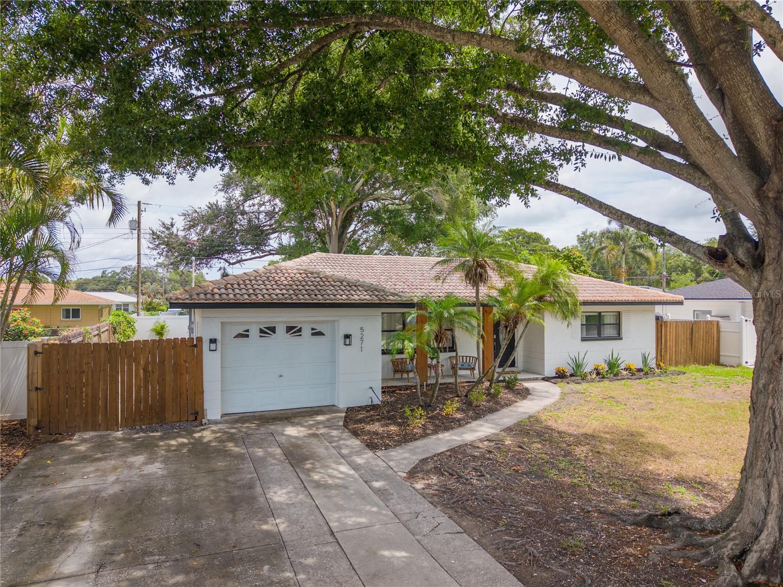 5271 35TH AVE N, ST PETERSBURG, FL, 33710