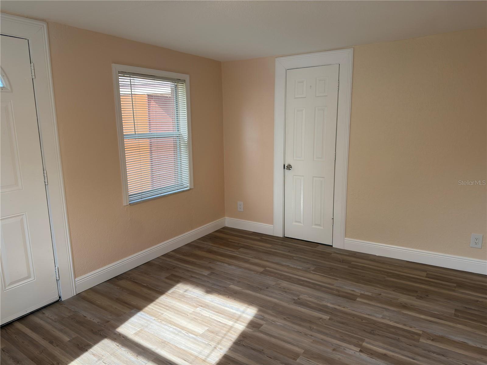 2514 W SAINT JOHN ST, TAMPA, FL, 33607