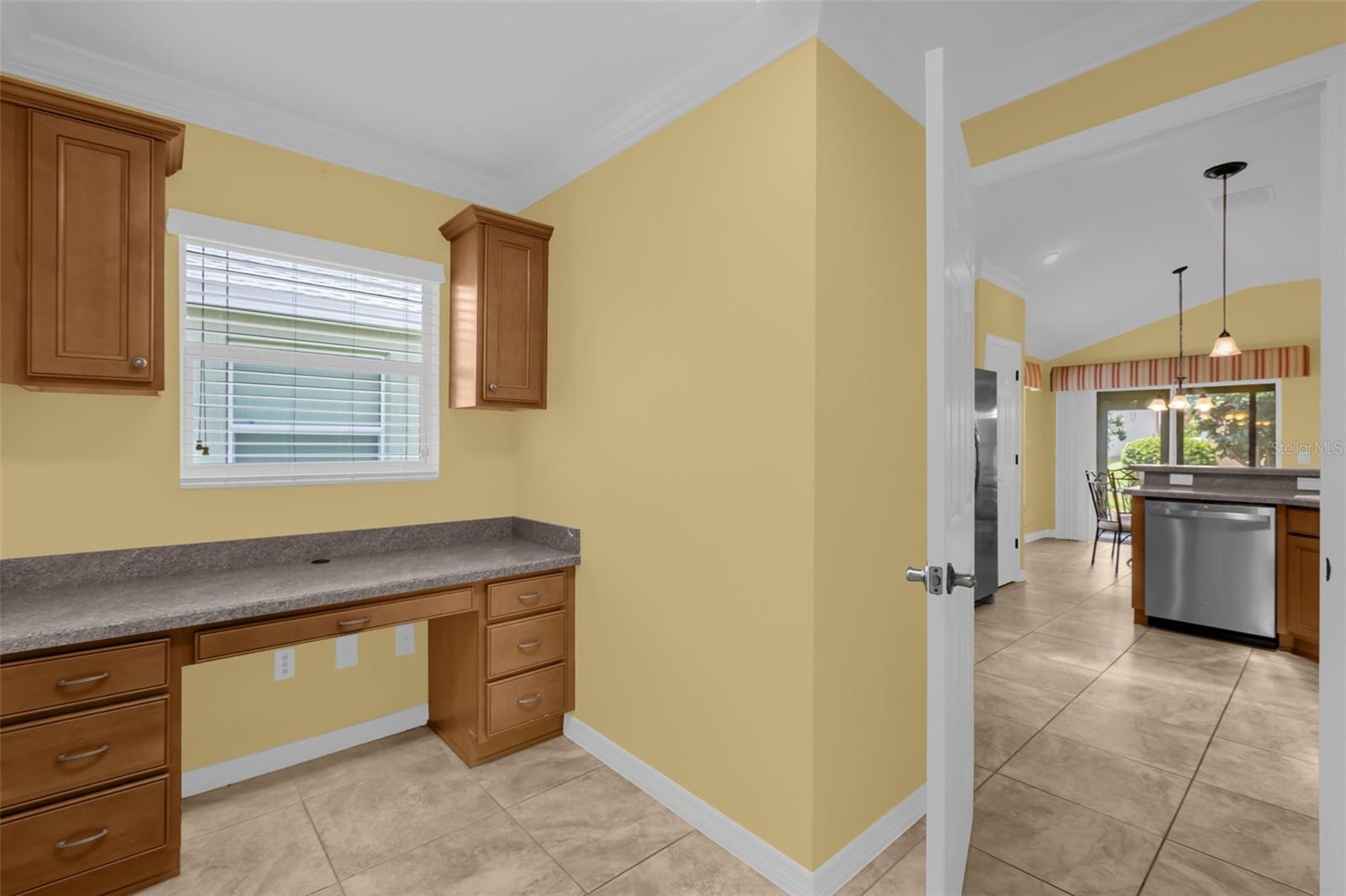 897 FOLKSTONE WAY, THE VILLAGES, FL, 32162