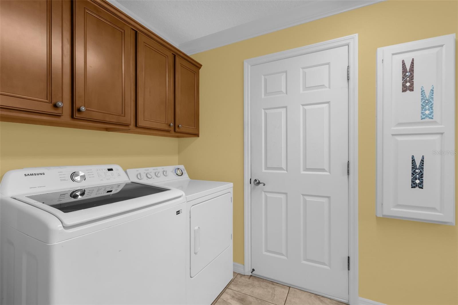 897 FOLKSTONE WAY, THE VILLAGES, FL, 32162