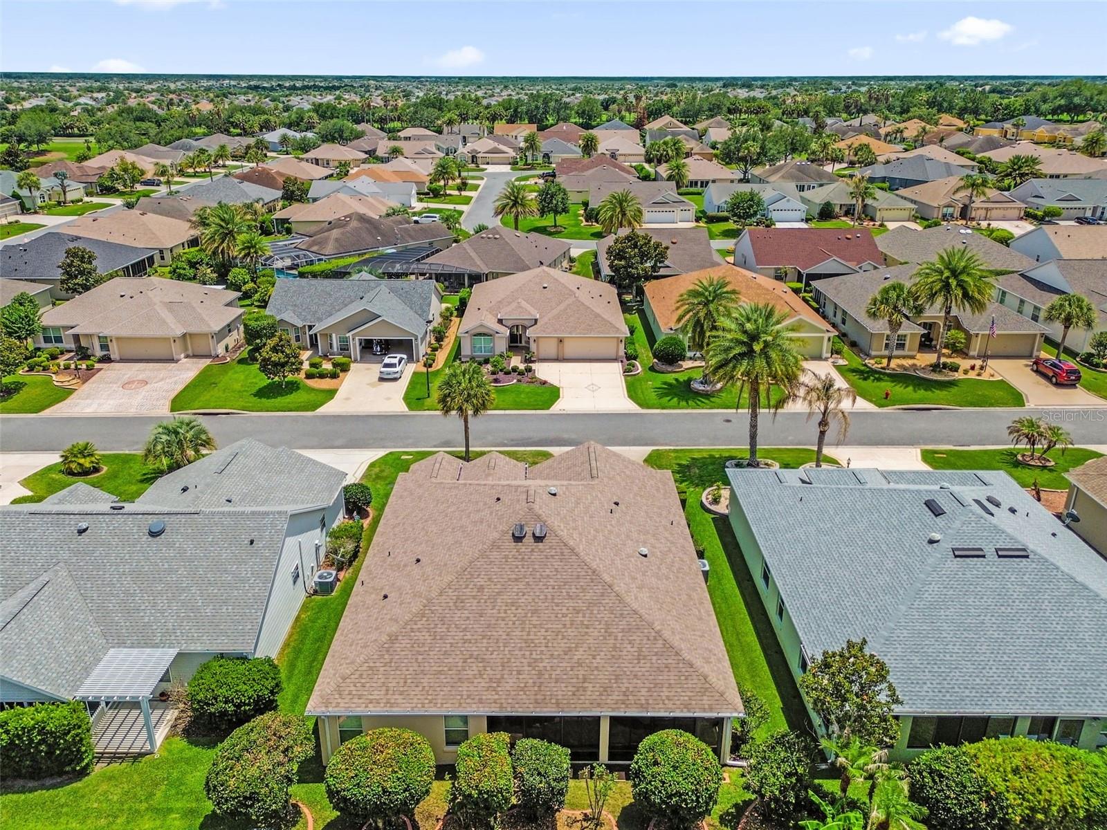 897 FOLKSTONE WAY, THE VILLAGES, FL, 32162