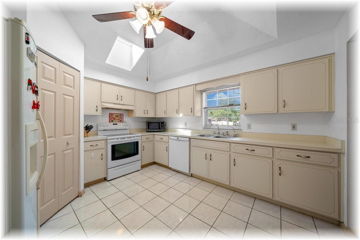 8740 SE 61 AVE, OCALA, FL, 34472