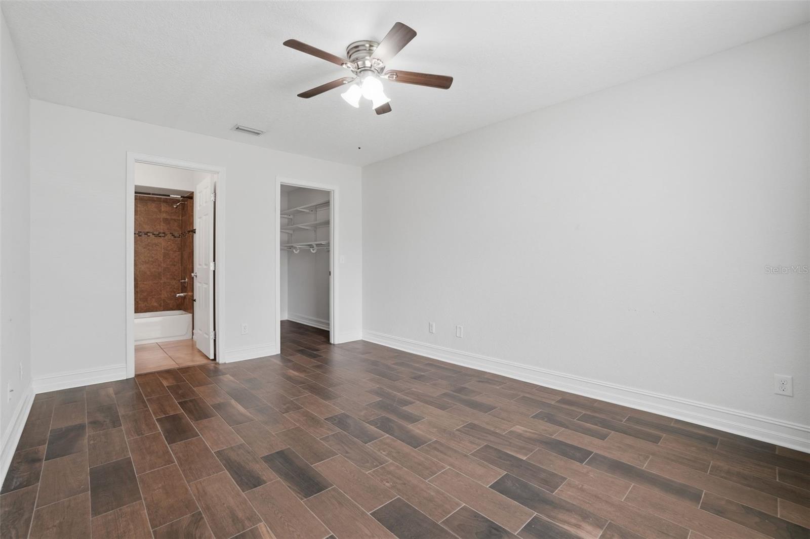 2402 NORTHLAKE DR #2402, SANFORD, FL, 32773