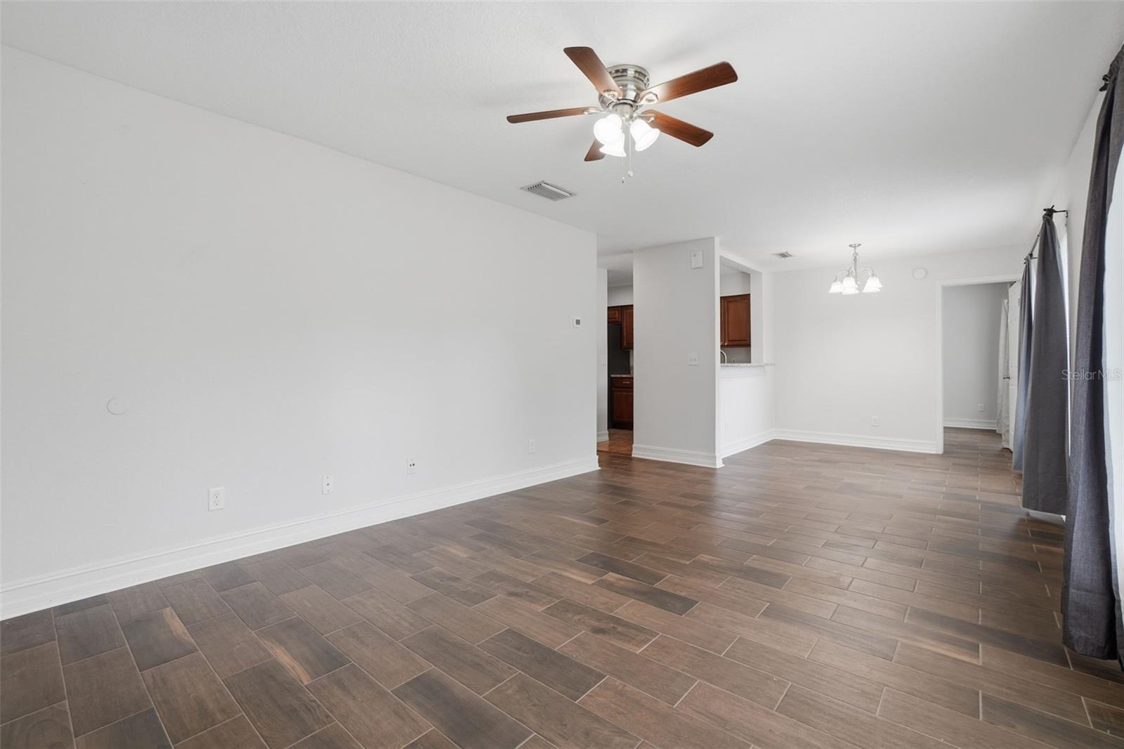 2402 NORTHLAKE DR #2402, SANFORD, FL, 32773
