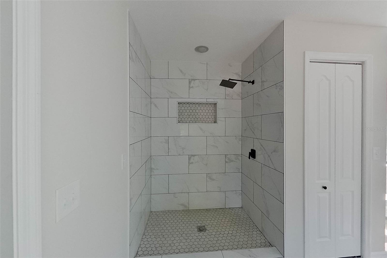 6249 LAKE DR, STARKE, FL, 32091