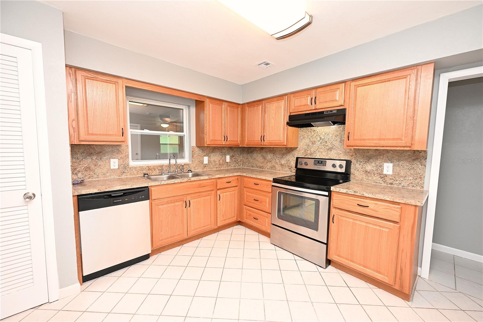 907 SWANN DR, LAKELAND, FL, 33809
