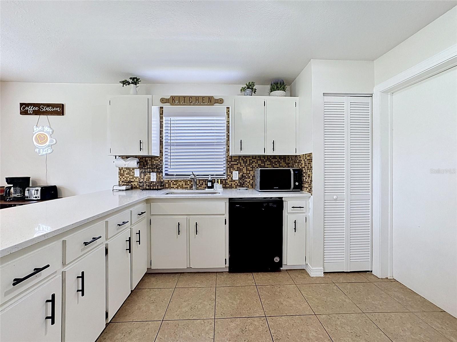 1716 TERRY CIR NE, WINTER HAVEN, FL, 33881